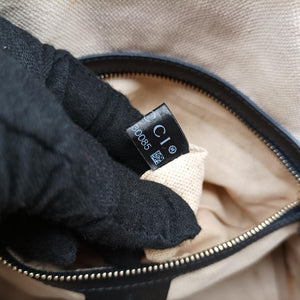 Pre-owned Gucci Sherry Line navy×red×beige canvas×leather 247205 shoulderbag | stylenewstar