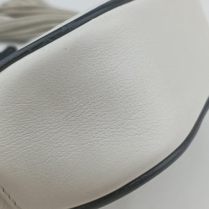 Pre-owned Yves Saint Laurent Monogram Blogger White×Black Leather 425317 shoulderbag | stylenewstar