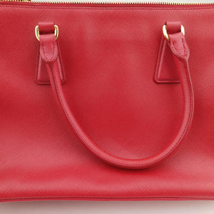 Vintage Prada Galleria Red SAFFIANO Leather BN1801 shoulderbag | stylenewstar
