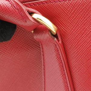 Vintage Prada Galleria Red SAFFIANO Leather BN1801 shoulderbag | stylenewstar