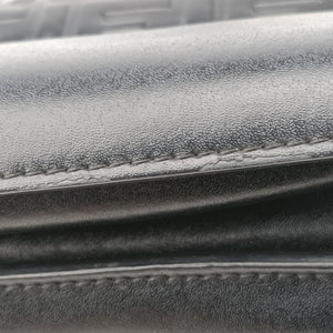 Pre-owned Fendi KAN I Black Leather 8M0381 shoulderbag | stylenewstar