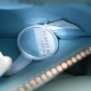 Pre-owned Bottega Veneta The Chain Cassette Blue lambskin shoulderbag | stylenewstar