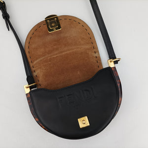 Vintage Fendi Moonlight Black Leather 8BT346 shoulderbag | stylenewstar