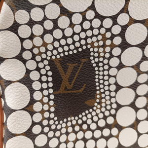 Secondhand Louis Vuitton Monogram Town Speedy 30 Brown x White Monogram canvas M40690 handbag | stylenewstar