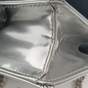 Secondhand Christian Dior Diorama Silver leather shoulderbag | stylenewstar