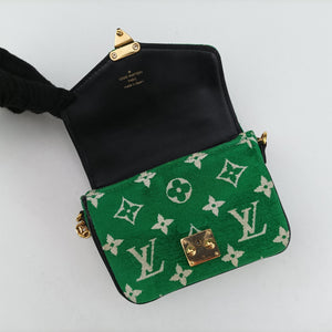 Vintage Louis Vuitton Monogram Micro Metis Green x Black x White Velvet M81494 shoulderbag | stylenewstar