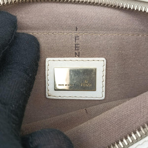 Pre-owned Fendi Chef Pocket Beige x White canvas 8BR464 handbag | stylenewstar