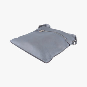 Secondhand Louis Vuitton SASHA Grey TAIGA M32630 shoulderbag | stylenewstar