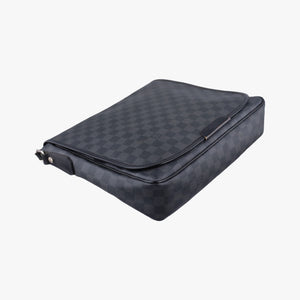 Pre-owned Louis Vuitton DANIEL MM Noir Damier GRAPHITE N58029 shoulderbag | stylenewstar