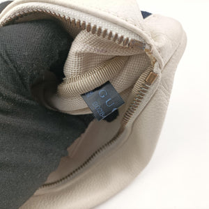 Pre-owned Gucci Gucci print White Leather 527792 bum bag/waist bag | stylenewstar