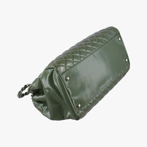 Secondhand Chanel Mademoiselle Bowling Green Patent A50558 shoulderbag | stylenewstar