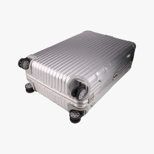 Pre-owned RIMOWA TOPAS Silver aluminum suitcase | stylenewstar
