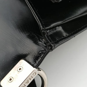 Pre-owned Chanel BOY CHANEL Black Enamel Leather A67021 shoulderbag | stylenewstar