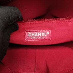 Pre-owned Chanel GABRIELLE Silver Leather A93825 shoulderbag | stylenewstar
