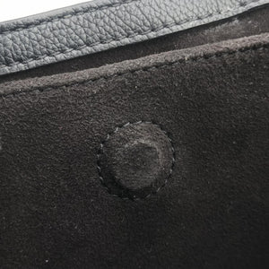 Pre-owned Louis Vuitton Lockme Day Noir Grained Calf Leather M53730 handbag | stylenewstar
