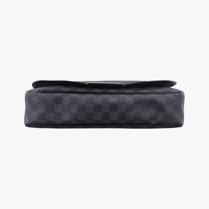 Pre-owned Louis Vuitton DANIEL MM Noir Damier GRAPHITE N58029 shoulderbag | stylenewstar