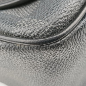 Secondhand Louis Vuitton DANIEL MM Noir Damier Graphite N58029 shoulderbag | stylenewstar