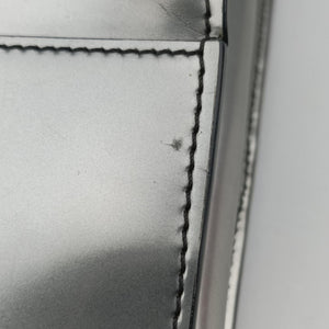 Pre-owned Louis Vuitton City Steamer MM Silver Smooth Calfskin Leather handbag | stylenewstar