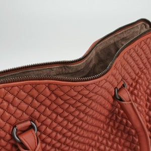 Secondhand Bottega Veneta Intrecciato Maroon lambskin handbag | stylenewstar