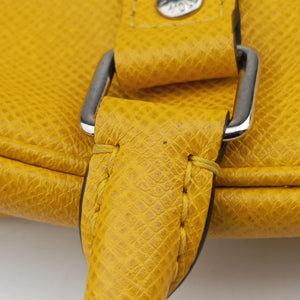 Pre-owned Louis Vuitton Porte Documents Voyage Jaune Taiga M30636 handbag | stylenewstar