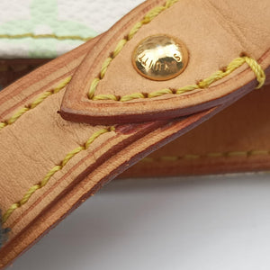 Pre-owned Louis Vuitton AURELIA MM white Monogram Multicolor M40094 shoulderbag | stylenewstar