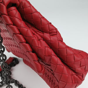 Secondhand Bottega Veneta Intrecciato Olimpia Red lambskin shoulderbag | stylenewstar