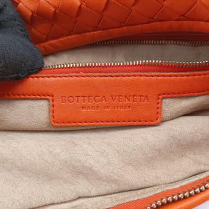 Pre-owned Bottega Veneta Intrecciato Orange lambskin shoulderbag | stylenewstar