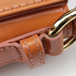 Pre-owned Ferragamo Vara Bow Caramel Patent shoulderbag | stylenewstar