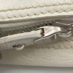 Pre-owned Ferragamo Vara Bow White Leather handbag | stylenewstar