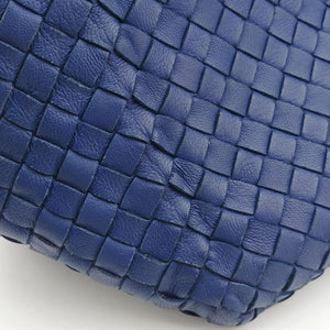 Secondhand Bottega Veneta Cesta Intrecciato Blue lambskin handbag | stylenewstar