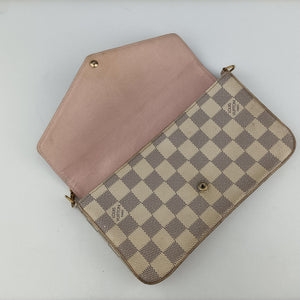 Secondhand Louis Vuitton Pochette FeLICIE Azur Damier Canvas N63106 shoulderbag | stylenewstar