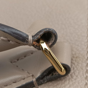 Pre-owned Louis Vuitton OntheGo MM Beige Monogram Empreinte M45607 shoulderbag | stylenewstar