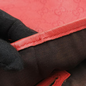 Pre-owned Gucci guccissima Red Leather 265696 handbag | stylenewstar