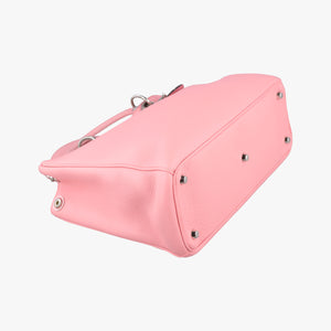 Pre-owned Christian Dior Diorissimo Pink Leather shoulderbag | stylenewstar