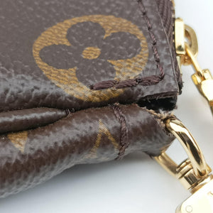 Secondhand Louis Vuitton MULTI POCHETTE ACCESSOIRES MARRON×ROSE CLAIRE Monogram Canvas M44840 shoulderbag | stylenewstar