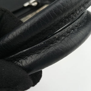 Secondhand Louis Vuitton Armand Briefcase MM Noir Taurillon leather M54381 handbag | stylenewstar