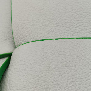 Vintage Bottega Veneta THE ARCO Tote White×Green lambskin handbag | stylenewstar