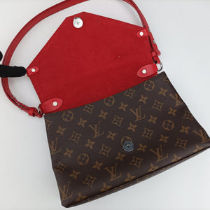 Vintage Louis Vuitton SAINT MICHEL brown×COQUELICOT Monogram Canvas×Epi Leather M44031 shoulderbag | stylenewstar
