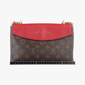 Secondhand Louis Vuitton SAINT PLACIDE brown×CERISE Monogram Canvas×calf leather M43713 shoulderbag | stylenewstar