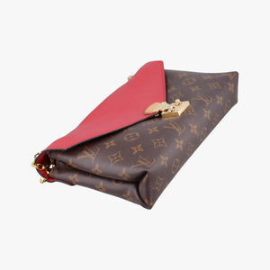 Pre-owned Louis Vuitton Pallas Chain Brown x Cerise Monogram canvas x leather M41201 shoulderbag | stylenewstar