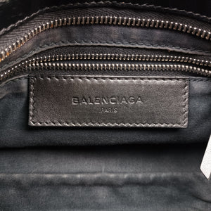 Pre-owned Balenciaga Classic City Black Raffia x Leather shoulderbag | stylenewstar