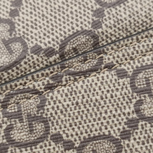 Pre-owned Gucci love heart Brown PVC coated canvas 678133 shoulderbag | stylenewstar