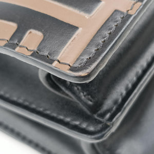 Pre-owned Fendi Kan U Brown×black Leather 8M0417 shoulderbag | stylenewstar