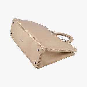 Pre-owned Christian Dior Diorissimo Beige Leather shoulderbag | stylenewstar