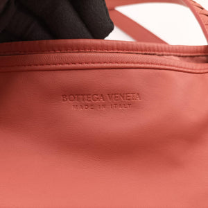 Pre-owned Bottega Veneta Intrecciato Coral Pink Lambskin shoulderbag | stylenewstar