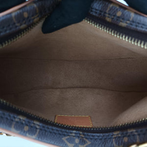 Pre-owned Louis Vuitton LOOP Brown×Beige Monogram Canvas M81098 shoulderbag | stylenewstar