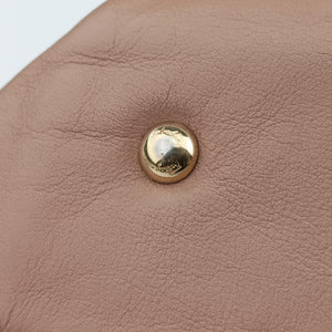 Pre-owned Ferragamo Sofia Beige Leather shoulderbag | stylenewstar