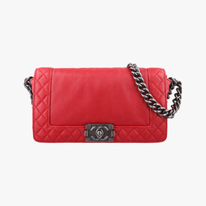 Secondhand Chanel BOY CHANEL Red Leather A67946 shoulderbag | stylenewstar