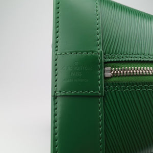 Pre-owned Louis Vuitton Alma GM green epi M40627 handbag | stylenewstar