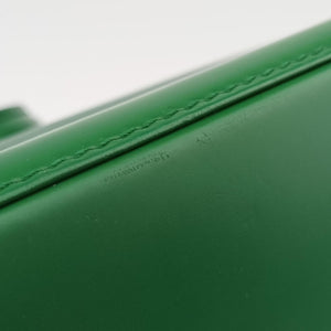 Pre-owned Louis Vuitton Alma GM green epi M40627 handbag | stylenewstar